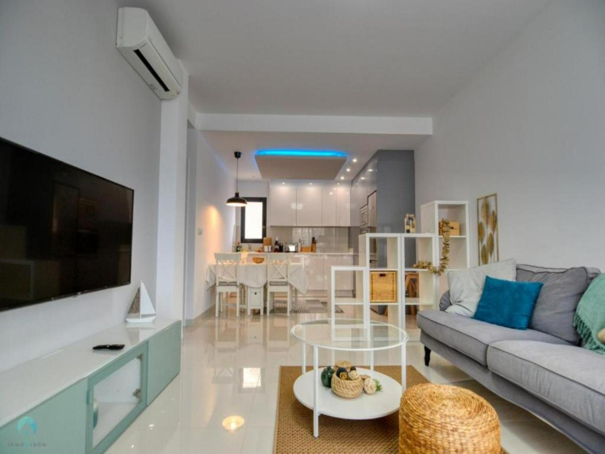 פילאר דה לה הורדאדה New Luxury Detached Villa With Pool At Beach מראה חיצוני תמונה